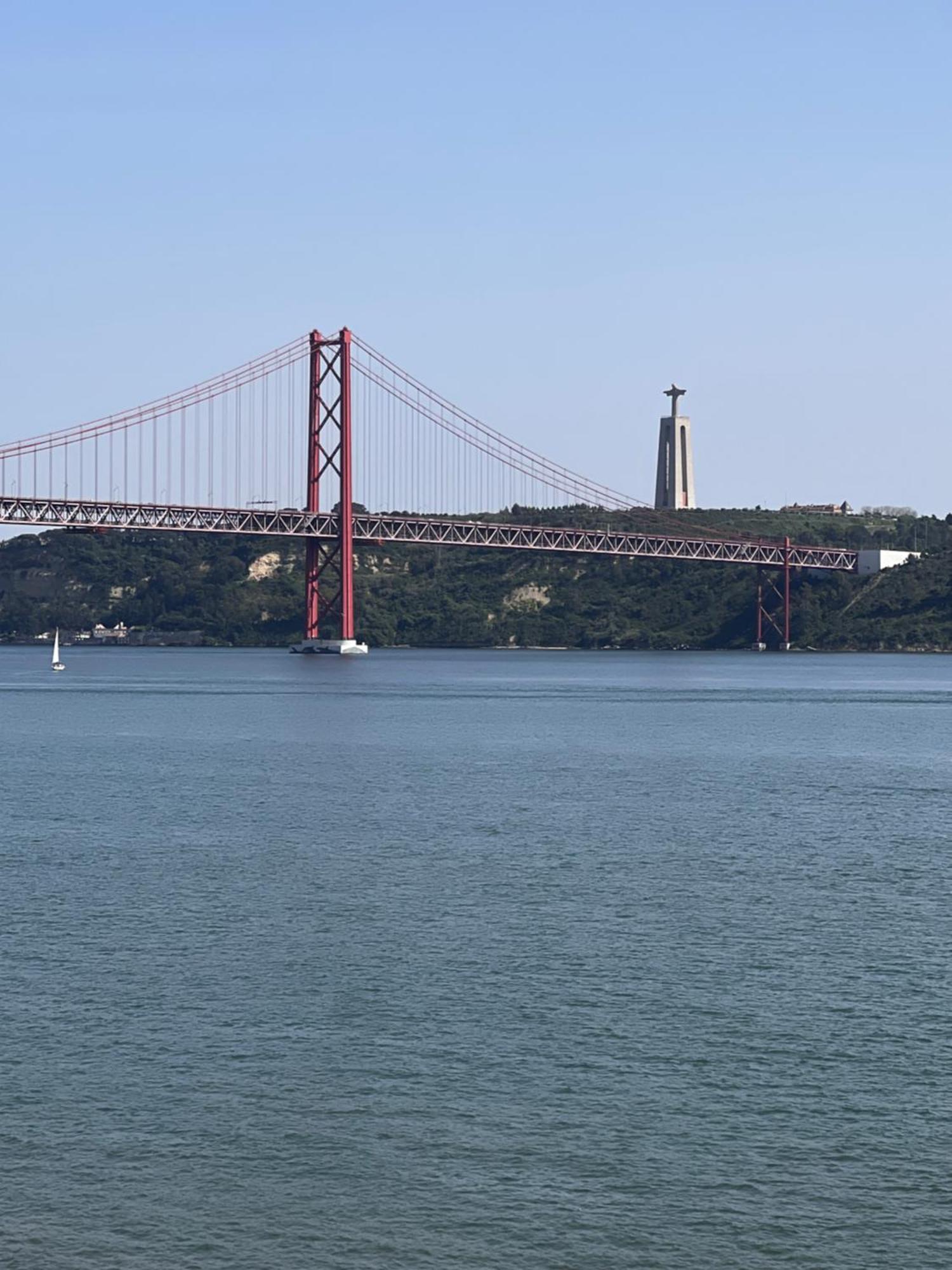 Apartamento Ponte 25 Abril Lisboa Ngoại thất bức ảnh
